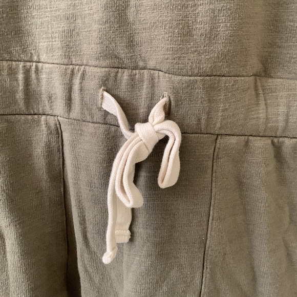 Monrow Short Overall • Size XS - Picture 4 of 13